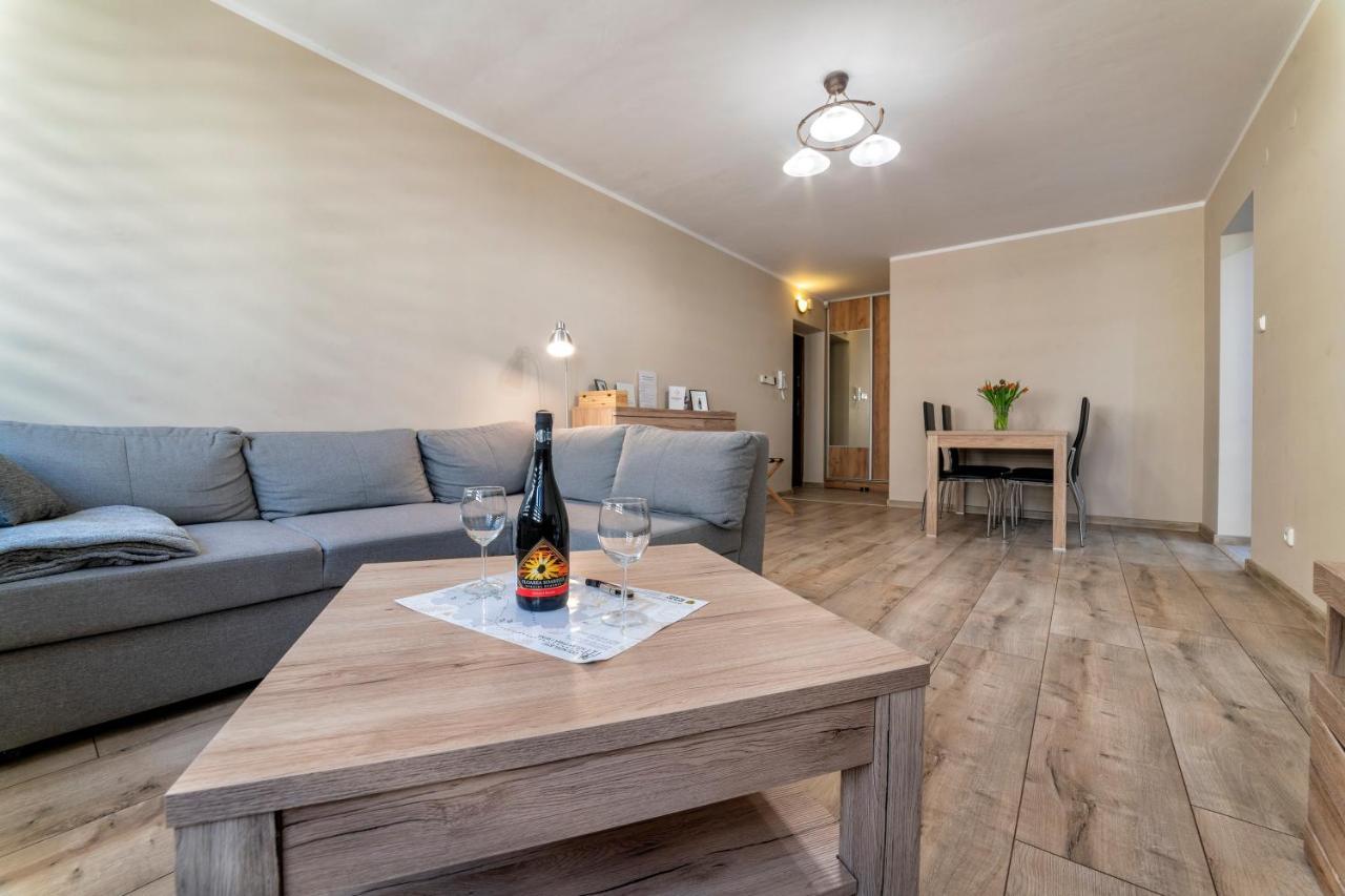 Apartamenty Alicja Dzierżoniów エクステリア 写真