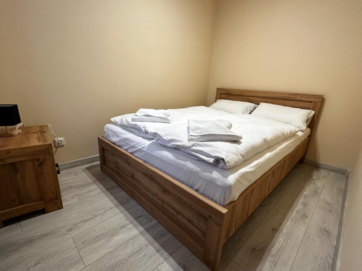 Apartamenty Alicja Dzierżoniów エクステリア 写真