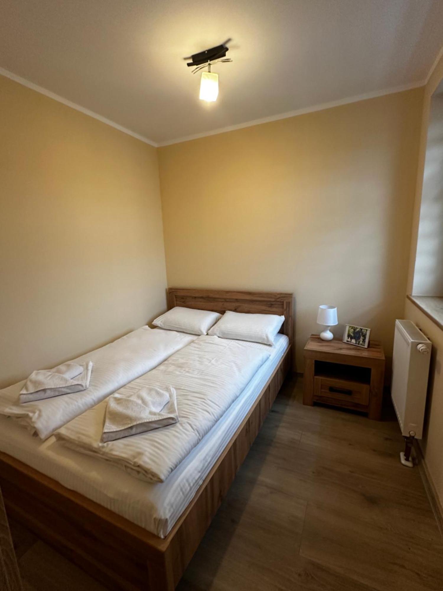 Apartamenty Alicja Dzierżoniów エクステリア 写真