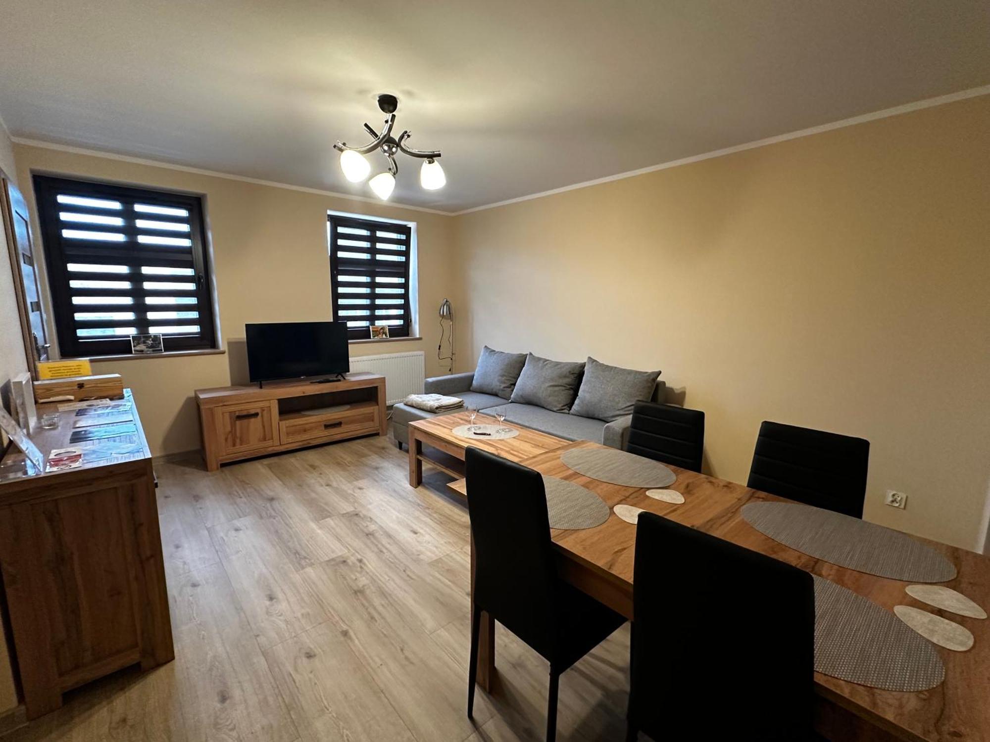 Apartamenty Alicja Dzierżoniów エクステリア 写真