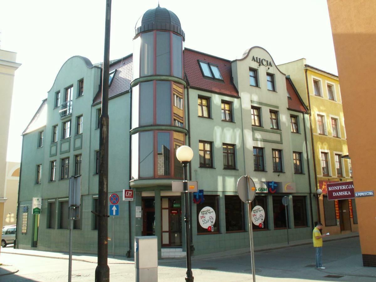 Apartamenty Alicja Dzierżoniów エクステリア 写真