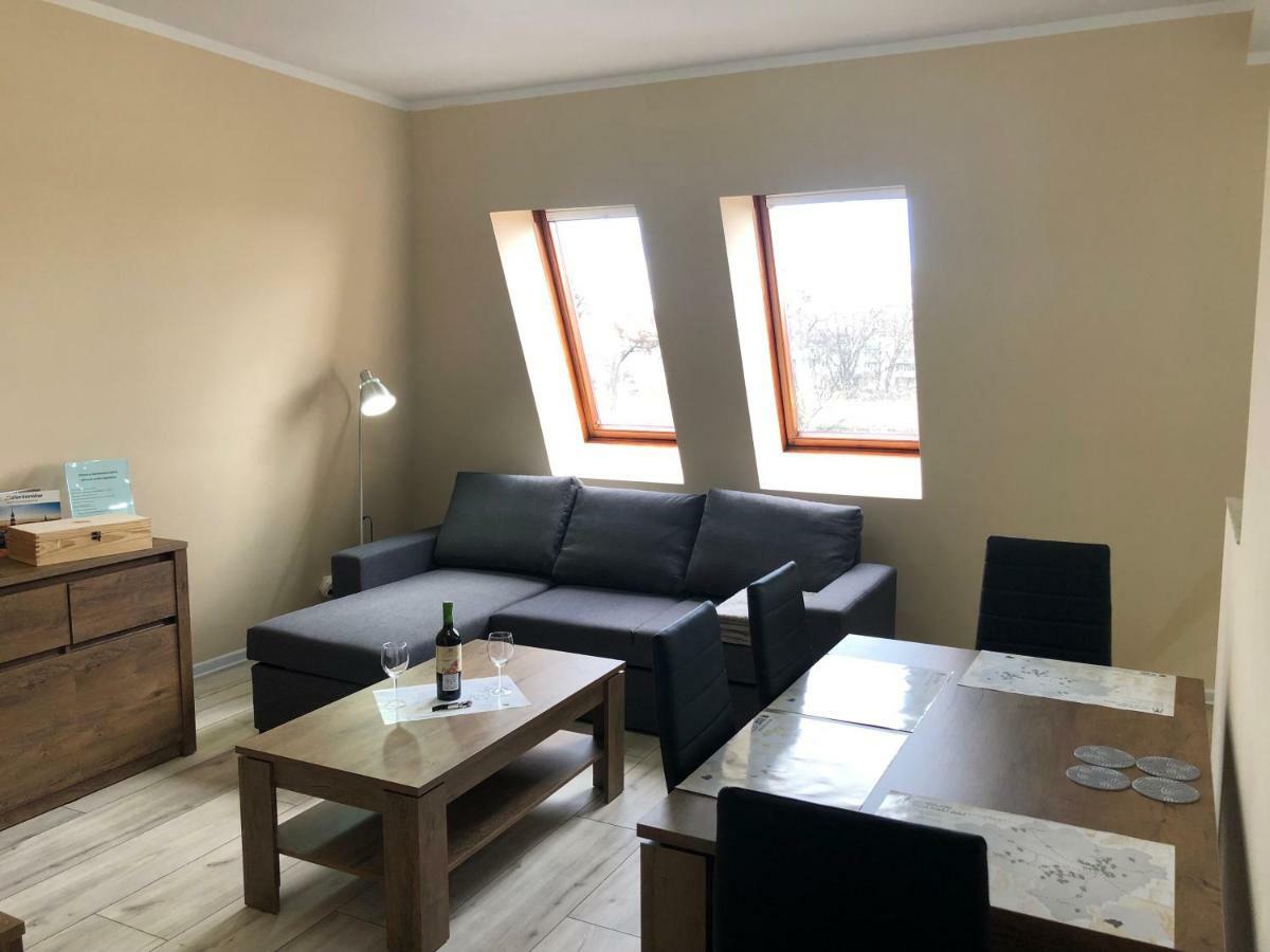 Apartamenty Alicja Dzierżoniów エクステリア 写真